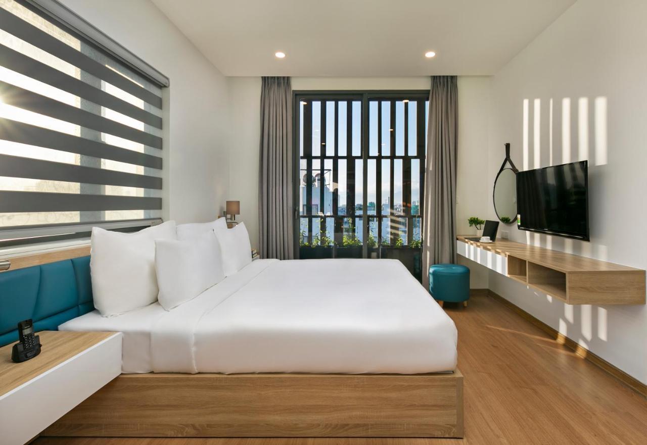 Dolphin Hotel And Apartment Danang Exterior photo